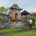 Santris Villas By Pramana Villas