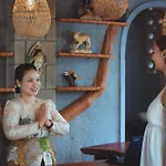 Harsa Sanctuary By Pramana Villas