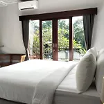 Ayu Bungalow 2