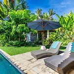 Villa Heliconia