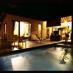Villa Sekar Jepun