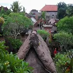 Den Den Mushi Guesthouse
