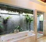 Umah Luung Villa