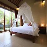 Tanggal Merah Guest House