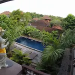 Lucky Family Cottage