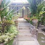 Kerta Family Bed&Breakfast