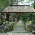Zen Rooms Gunung Sari Ubud