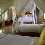Naya Ubud