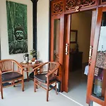 Deko House