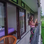Putra Guest House