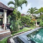 Amomaya Villa