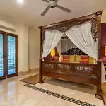 Rouge - Private Villa Sasih Karo