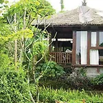 Astawa House