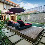 Hartaning House By Pramana Villas
