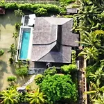 Villa Taman Kanti