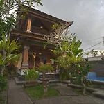 Aura Bisma