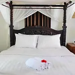 White Creative Villa Campuhan