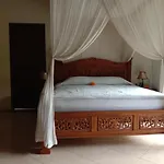 Dedik House