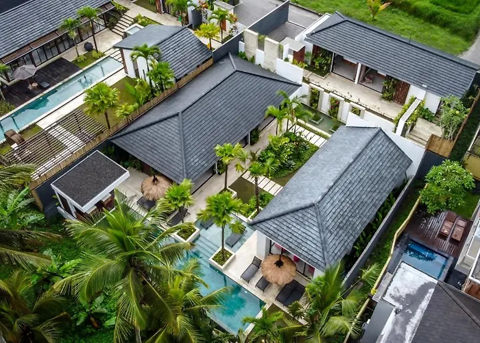 Villa Vertical Garden By Balisuperhost
