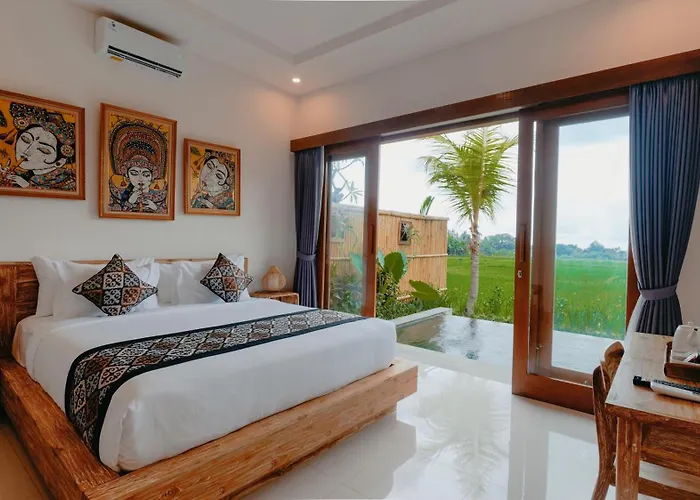 Uma Rimbun Pool Villa By Uniquecations