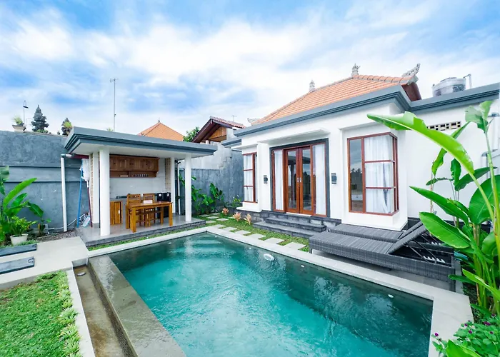 Villa Pakis