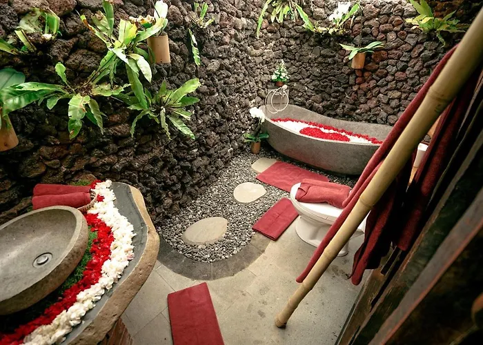 Swarma Villa Ubud Near Sacred Monkey Forest Sanctuary