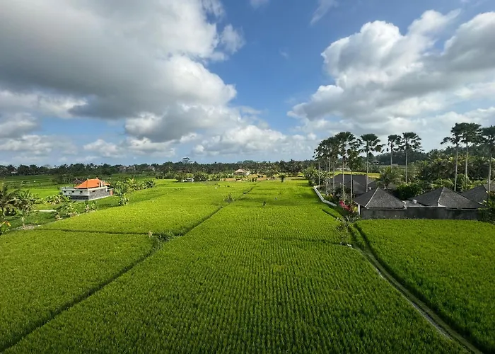 Puri Taksu Guest House