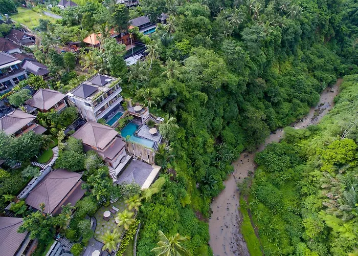 Ubud Paras Villa