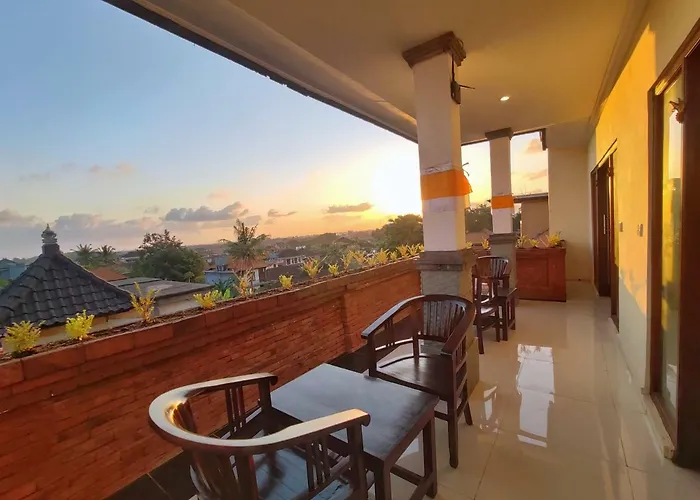 Kubu Taman Home Stay