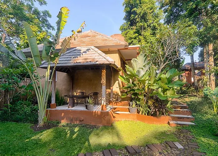 Shanti Toya Ashram & Retreat Center