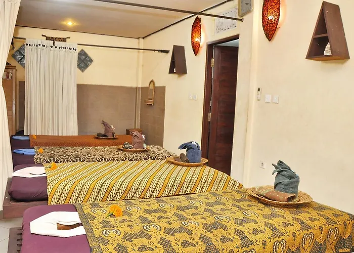 Astiti Guest House Salon And Spa
