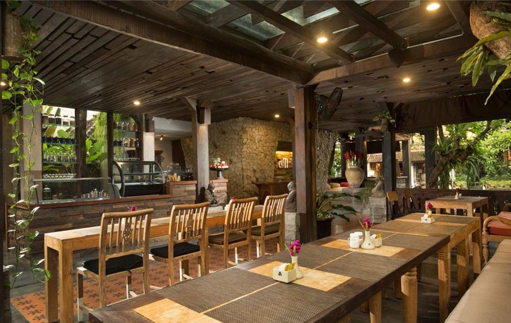 Tempat peranginan Barong By Puri Signatures