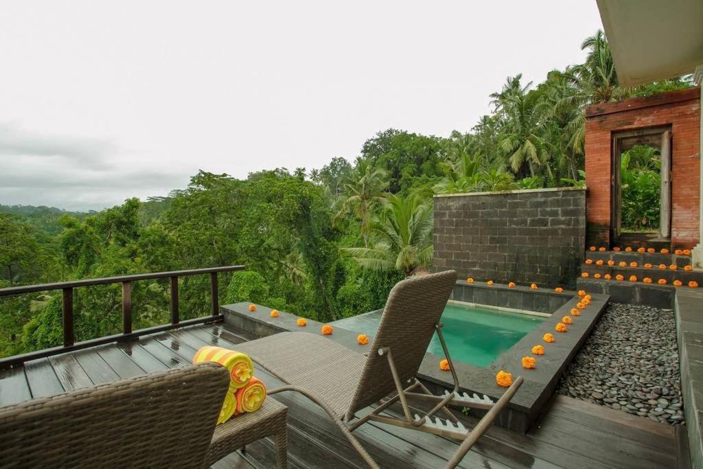 Sayan Terrace Resort