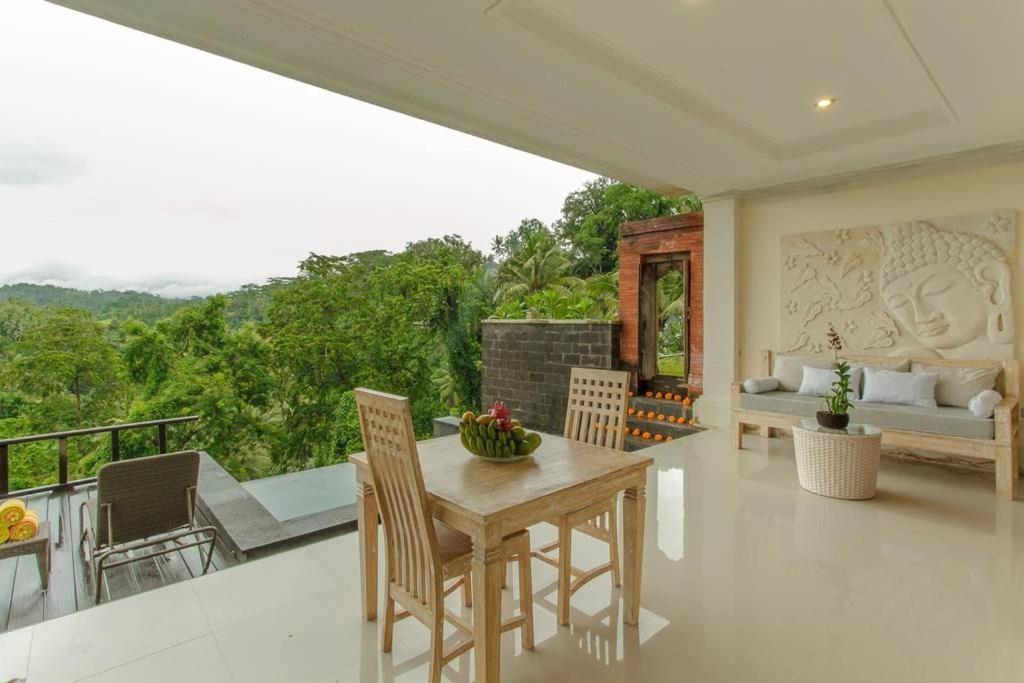 Resort Sayan Terrace