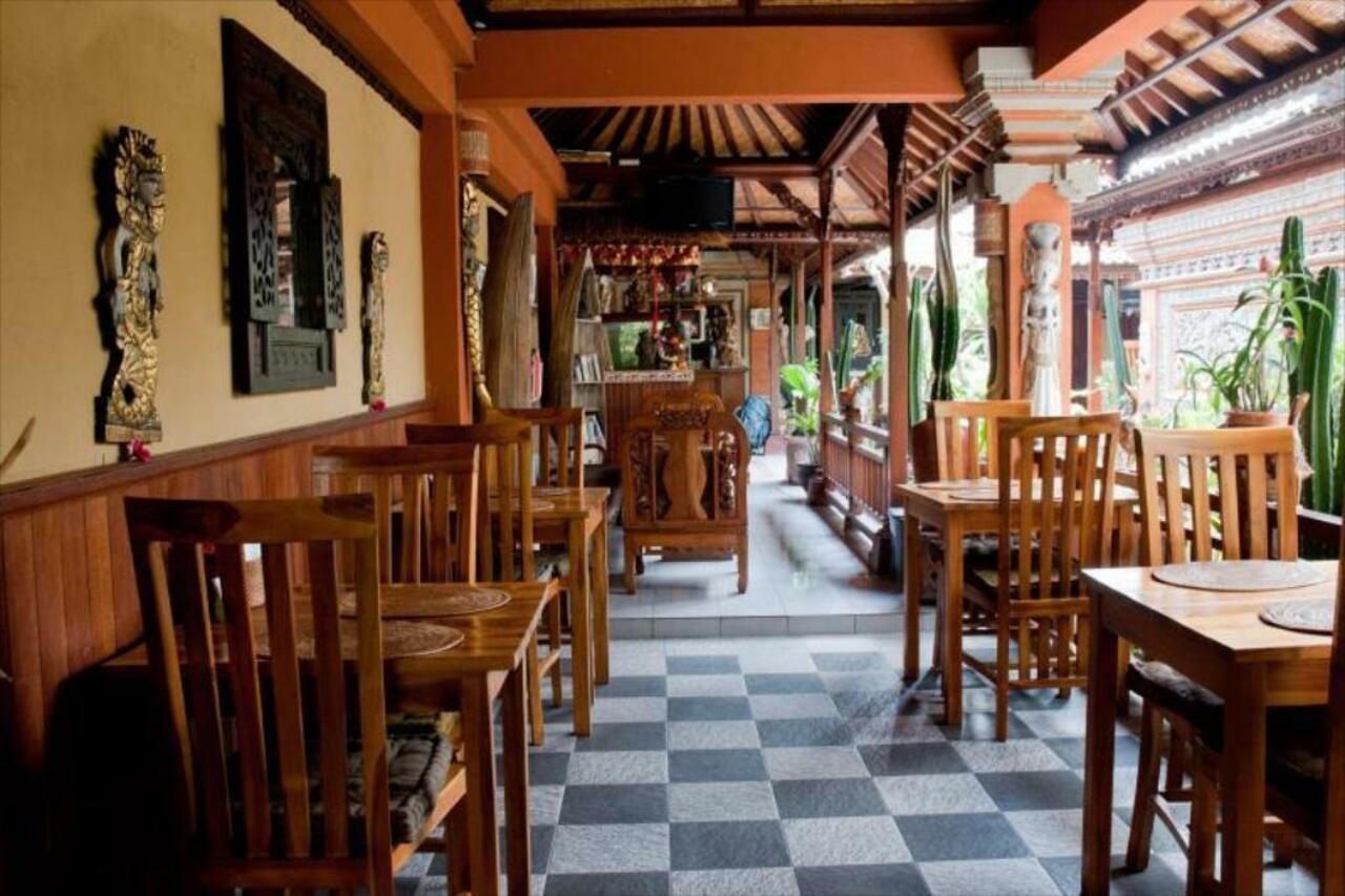 Gusti's Garden 4*