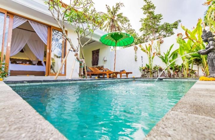 Guest house Umah Pink *