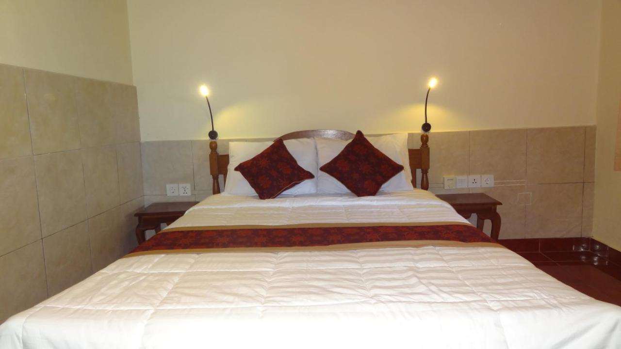 Sunarta House Gasthof *
