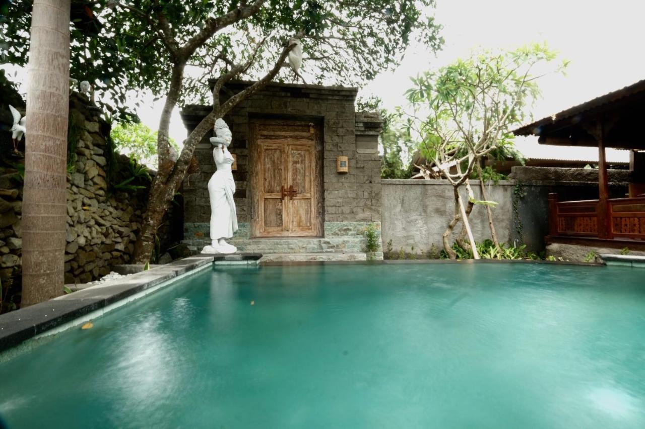 Villa Bumbung Sari