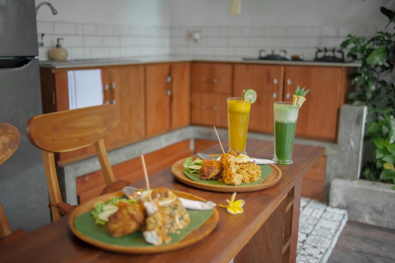 Luxury Ada Padi *