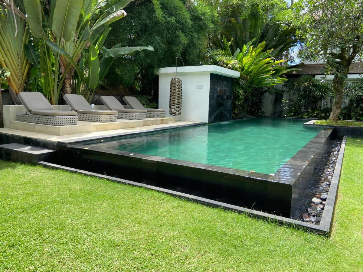 Flower Moon Villa *