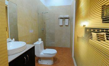 Indira Hotel 3*