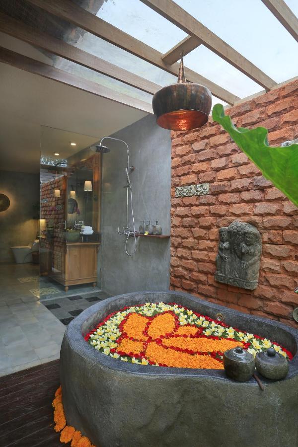 Artist Village By Pramana Watu Kurung Resort 2*