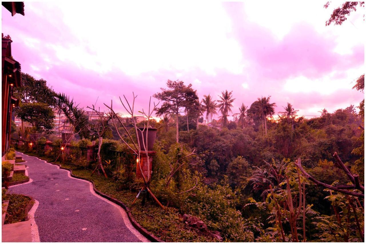 Big Tree House Ubud (Bali)