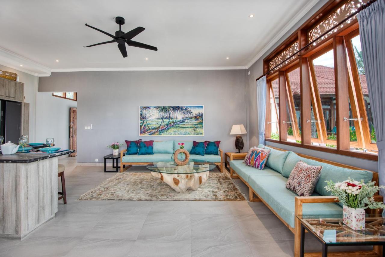 Wake In Paradise And Luxury Lebah Villas Ubud