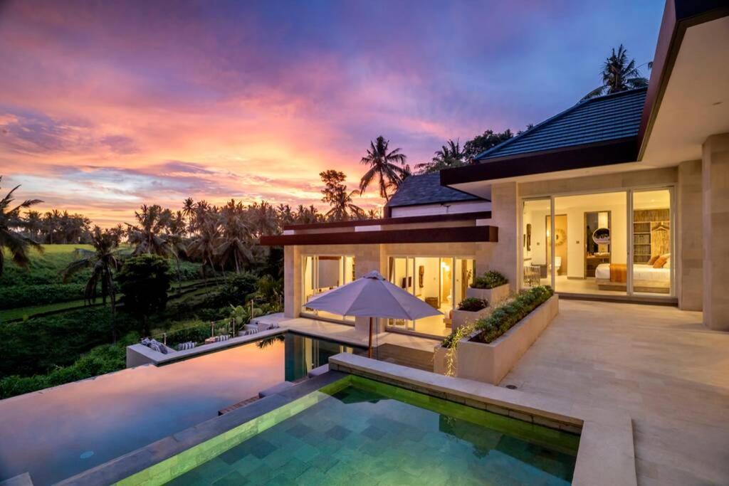 Villa White Lotus By Balisuperhost