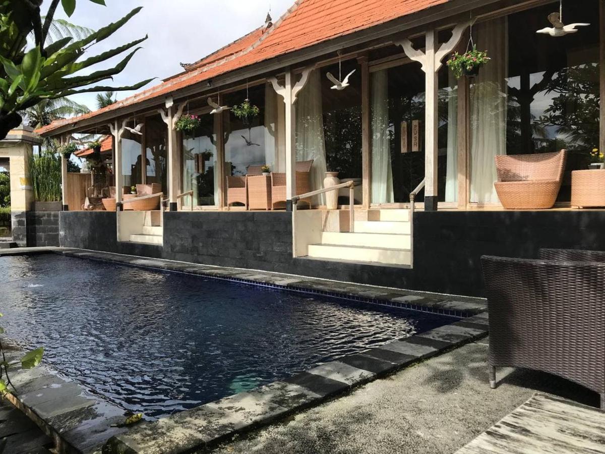 Holiday park Tri Dewi By Pramana 3*