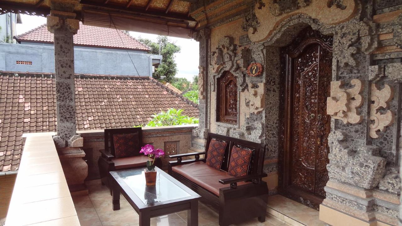Sunarta House Gasthof