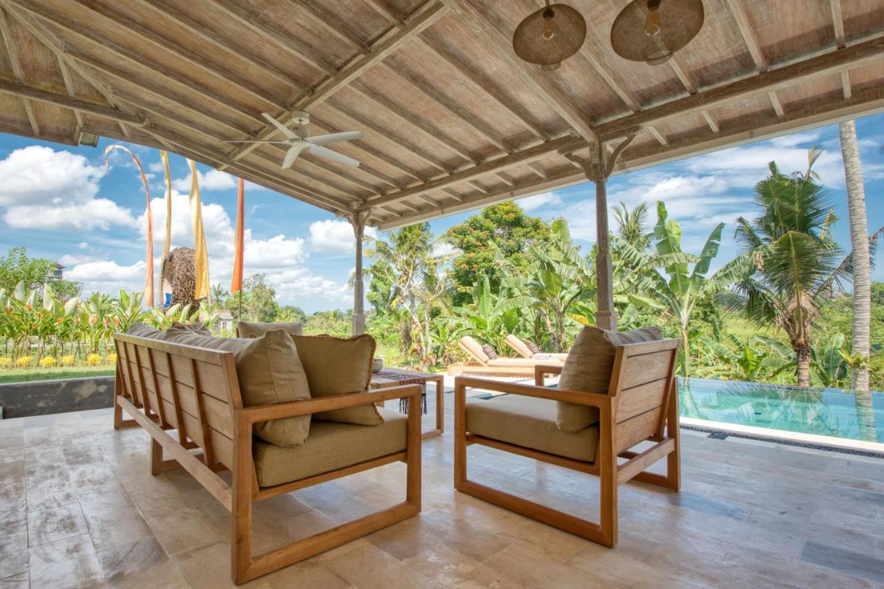 Wake In Paradise And Luxury Lebah Villas Pousada Ubud