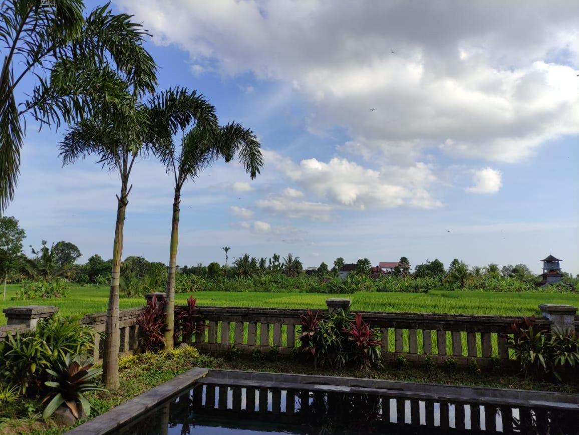 Anggarakasih Ubud (Bali)