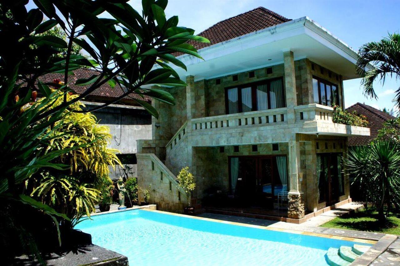 Dewi Ayu 3*